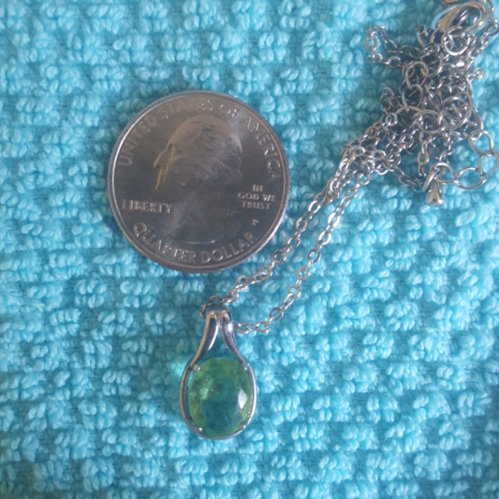 Green Oval Stone Expandable Necklace